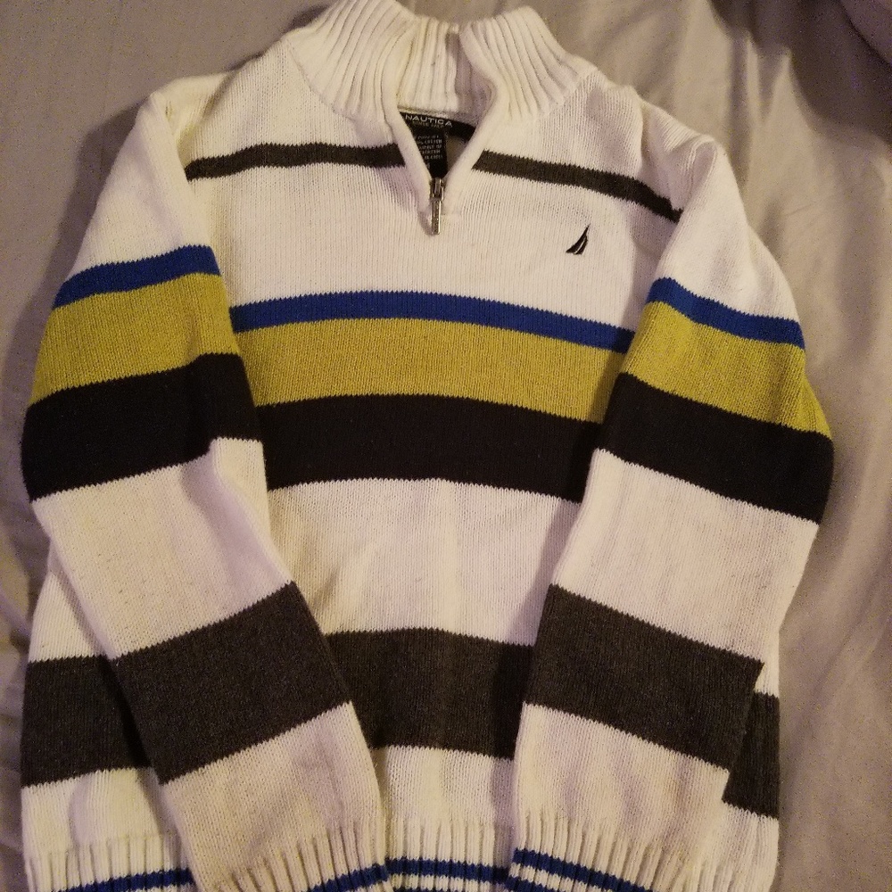 Boys Natuica size 6 sweater